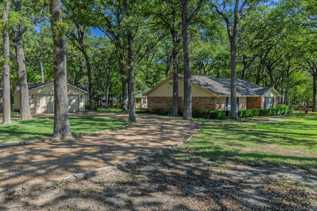 703 Private Road 3141, Greenville, TX 75402