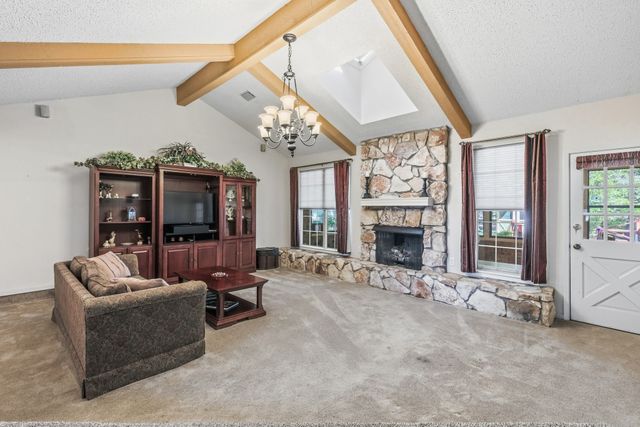 703 Private Road 3141, Greenville, TX 75402