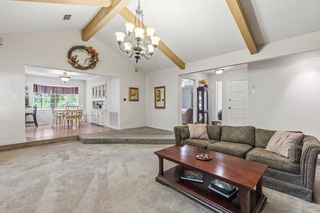703 Private Road 3141, Greenville, TX 75402