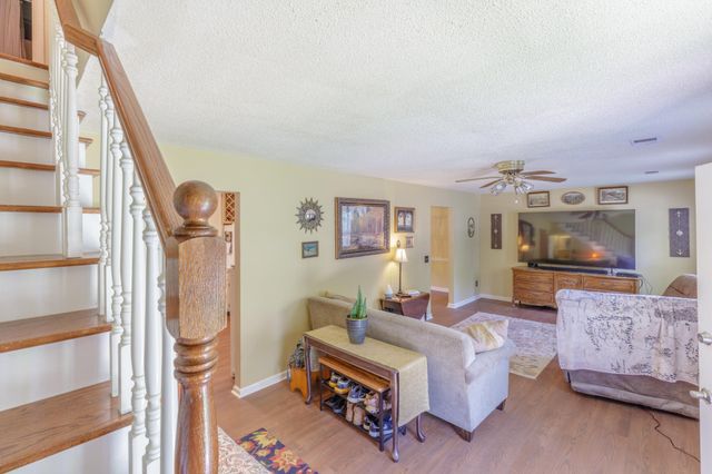 9328 Branford Drive, Soddy Daisy, TN 37379