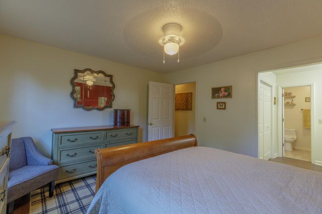 9328 Branford Drive, Soddy Daisy, TN 37379