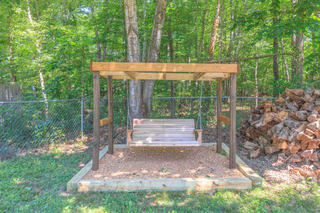 9328 Branford Drive, Soddy Daisy, TN 37379