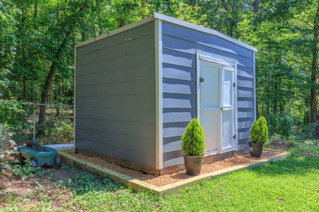 9328 Branford Drive, Soddy Daisy, TN 37379