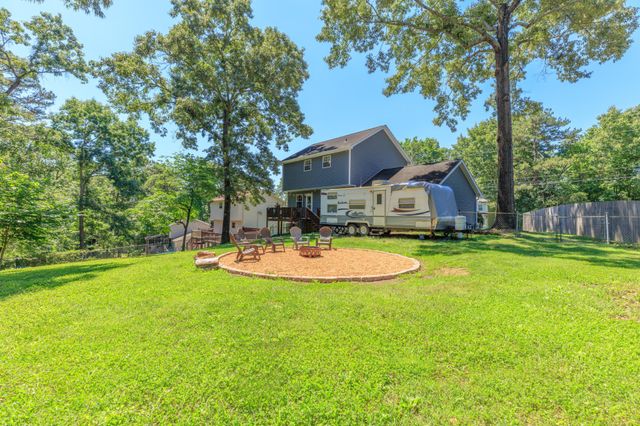 9328 Branford Drive, Soddy Daisy, TN 37379