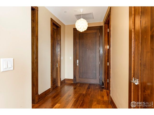 1077 Canyon Blvd 304, Boulder, CO 80302