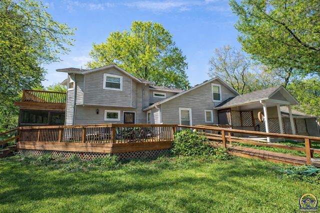 10020 SW Kingston RD, Wakarusa, KS 66546