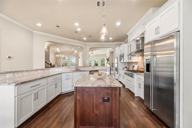 1006 Old Oyster Trail, Sugar Land, TX 77478