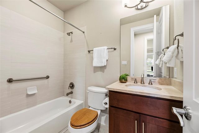 1006 Old Oyster Trail, Sugar Land, TX 77478