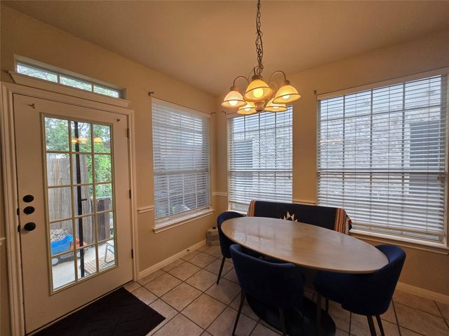 10620 Chestnut Ridge RD, Austin, TX 78726