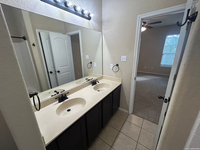 298 ROSALIE DR, New Braunfels, TX 78130