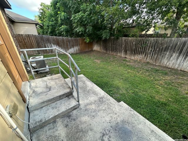 298 ROSALIE DR, New Braunfels, TX 78130