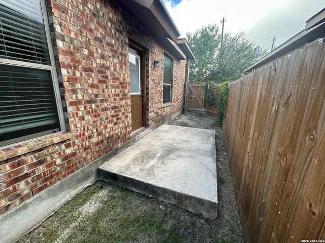 298 ROSALIE DR, New Braunfels, TX 78130