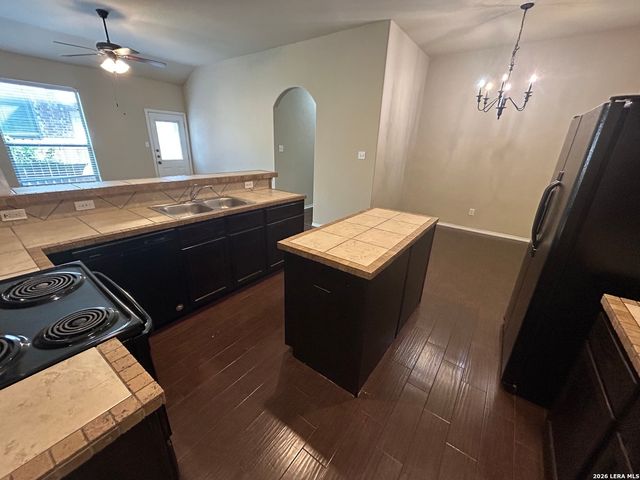 298 ROSALIE DR, New Braunfels, TX 78130