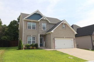 1595 Ellie Piper Cir, Clarksville, TN 37043