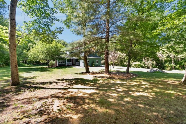 1835 Oak Grove Dr, Dighton, MA 02764
