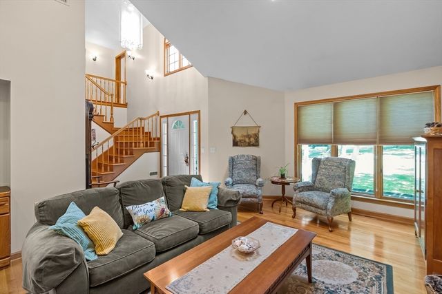 1835 Oak Grove Dr, Dighton, MA 02764