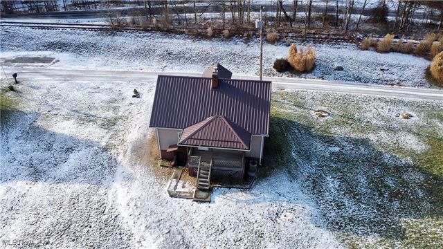 33 Hill Street, Adena, OH 43901