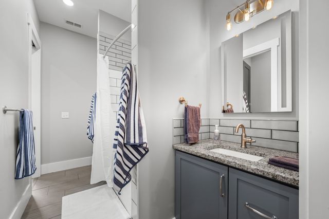 426 BRUNSWICK COURT, Tullahoma, TN 37388