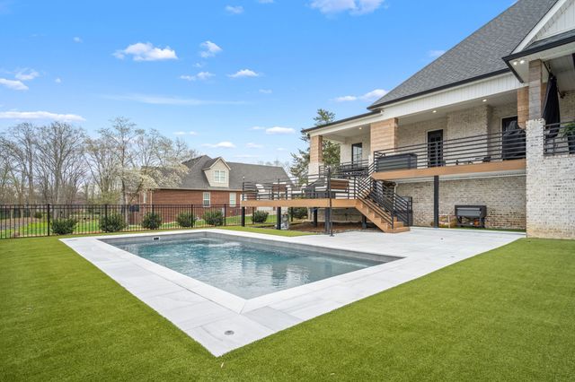 426 BRUNSWICK COURT, Tullahoma, TN 37388