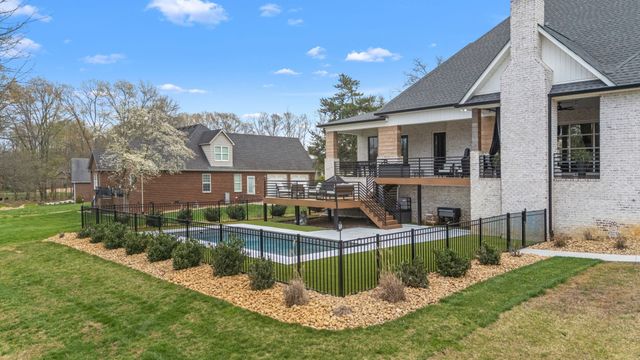 426 BRUNSWICK COURT, Tullahoma, TN 37388