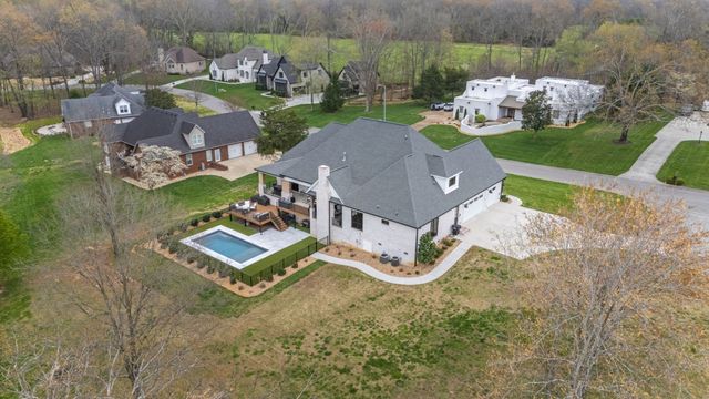 426 BRUNSWICK COURT, Tullahoma, TN 37388