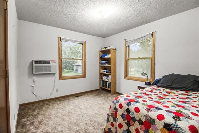703 E Maple Street, Archie, MO 64725