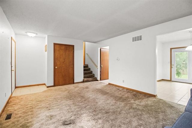 703 E Maple Street, Archie, MO 64725