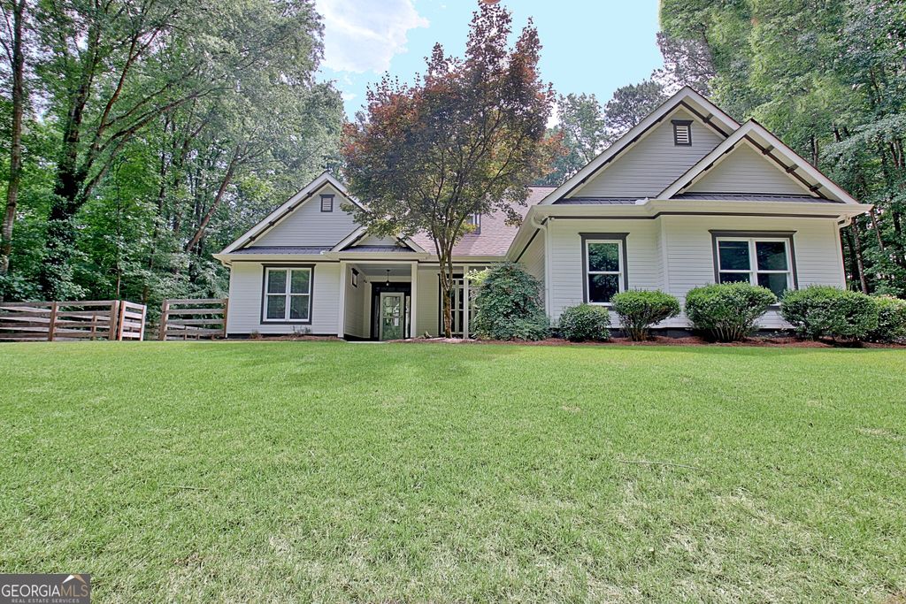 165 Asbury Way, Fayetteville, GA 30215