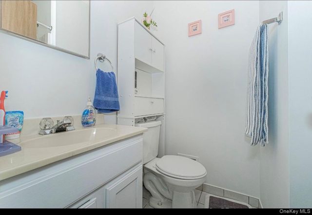 212 ilyssa way, Staten Island, NY 10312