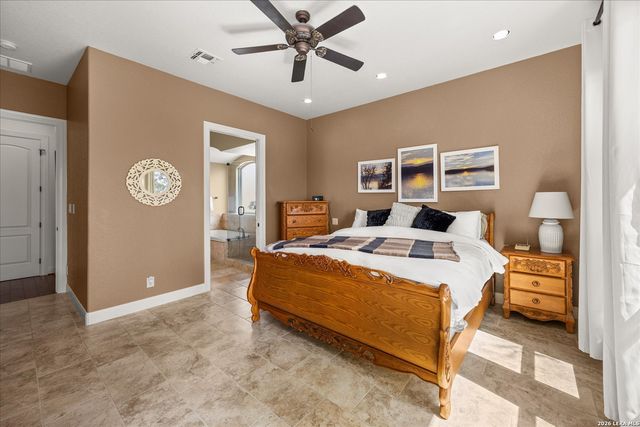 106 HANNAH LN, Boerne, TX 78006