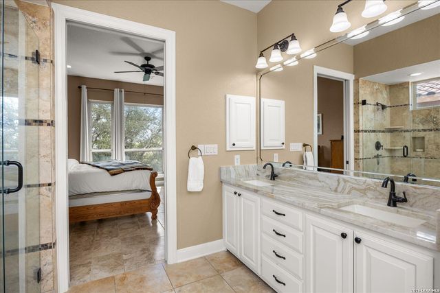 106 HANNAH LN, Boerne, TX 78006