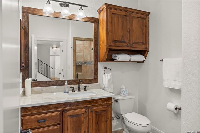 106 HANNAH LN, Boerne, TX 78006
