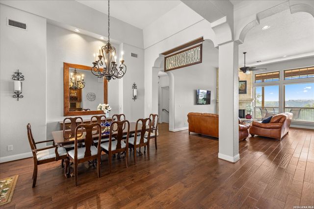 106 HANNAH LN, Boerne, TX 78006