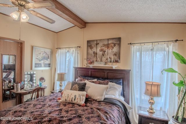 11600 COUNTY ROAD 4019, Holts Summit, MO 65043