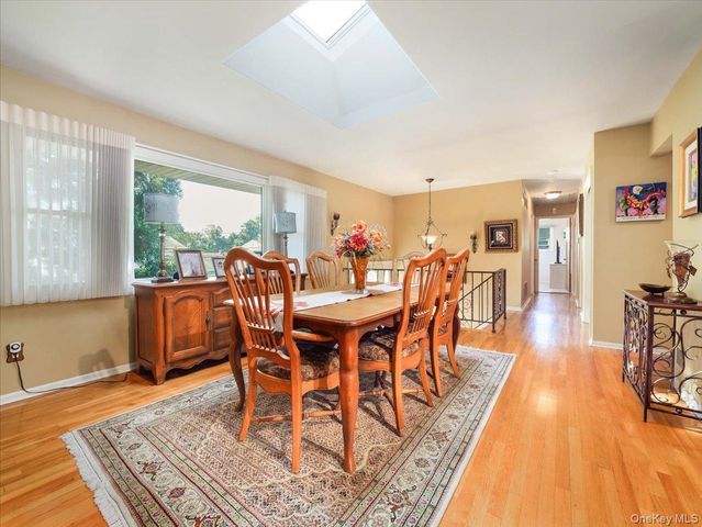 9 Dogwood Lane, Orangeburg, NY 10962