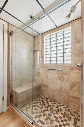 722 Driftwood Dr, Lobelville, TN 37097