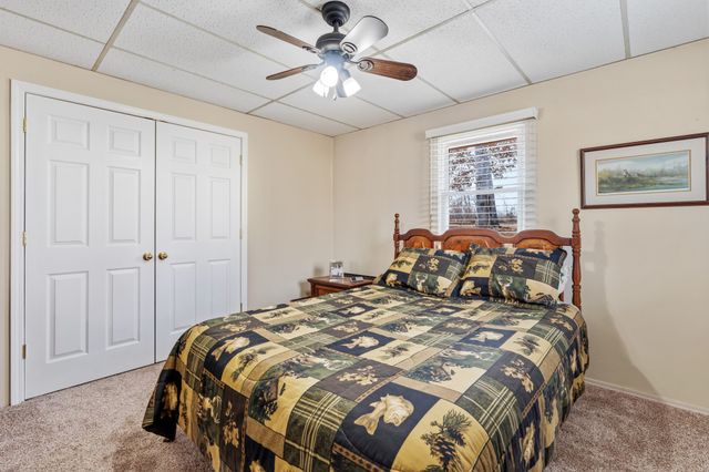 722 Driftwood Dr, Lobelville, TN 37097