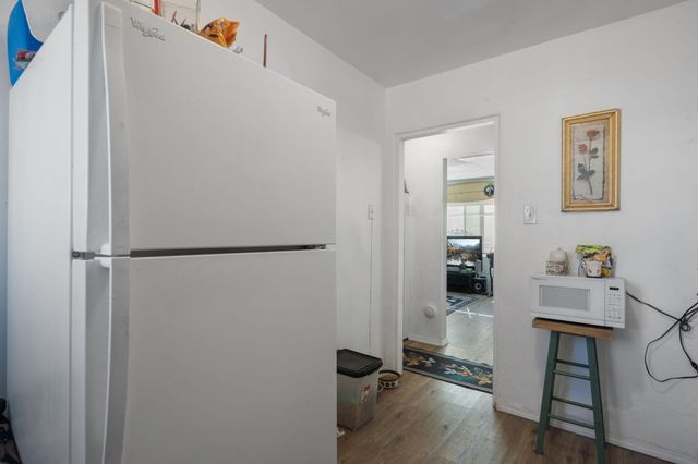 401 Vermont Street NE, Albuquerque, NM 87108