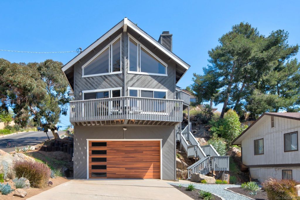 1539 San Miguel Ave, Spring Valley, CA 91977