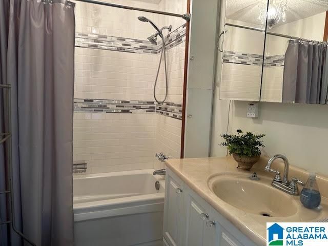 5709 ROCKDALE ROAD, Bessemer, AL 35022