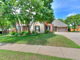 3133 Beacon Hill Street, Edmond, OK 73034