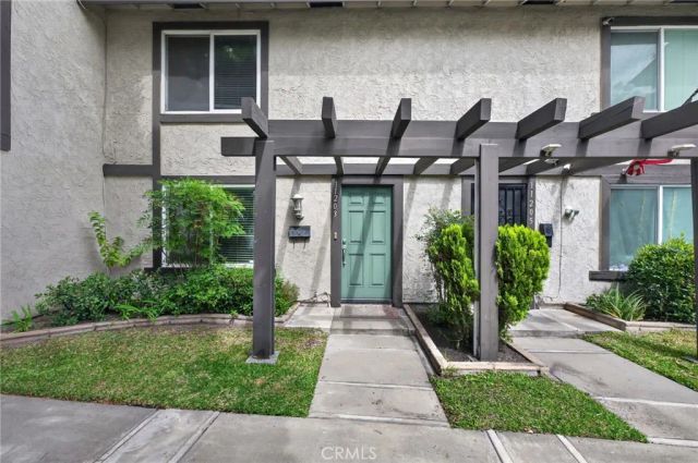 11203 Lambert, Stanton, CA 90680