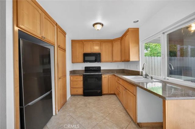 11203 Lambert, Stanton, CA 90680