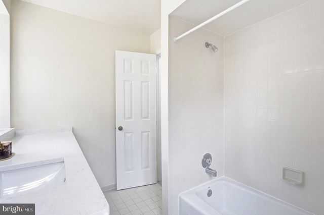 9202 DOROTHY LN, Springfield, VA 22153