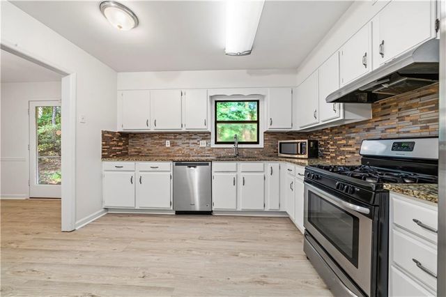 6055 Steel Wood Drive NW, Kennesaw, GA 30152