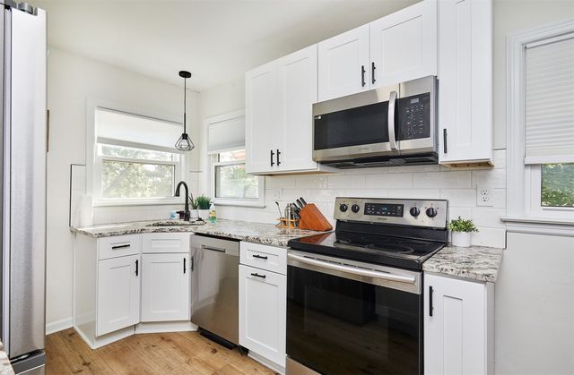 4901 SW 12th Street, Des Moines, IA 50315