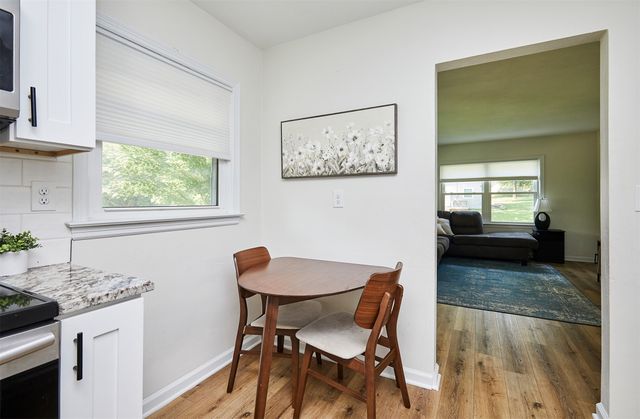 4901 SW 12th Street, Des Moines, IA 50315