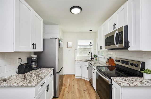 4901 SW 12th Street, Des Moines, IA 50315