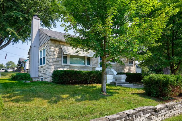 4901 SW 12th Street, Des Moines, IA 50315