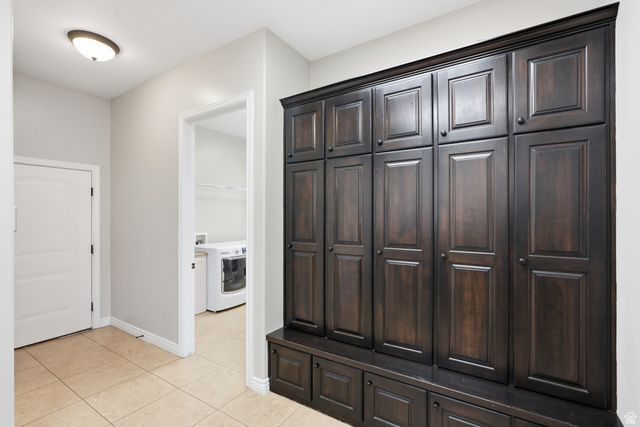 1261 W ALTA CREEK CIR, South Jordan, UT 84095